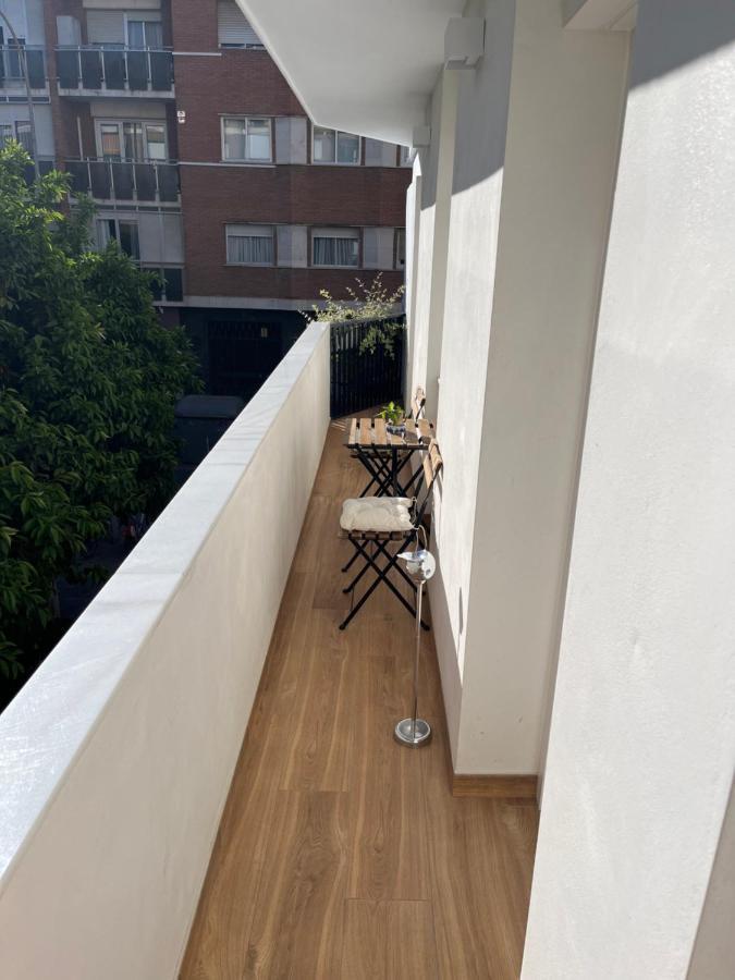 Apartamento Nuevo En Triana Junto A Plaza De Cuba Daire Sevilla Dış mekan fotoğraf